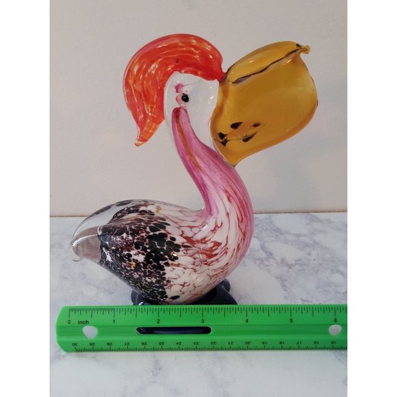Italian Murano Style Blown Glass Pelican Paperweight With Fish In Bill - Picture 6 of 7